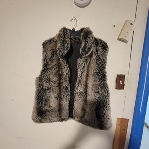 Chic Faux Fur Vest - Black and Gray
